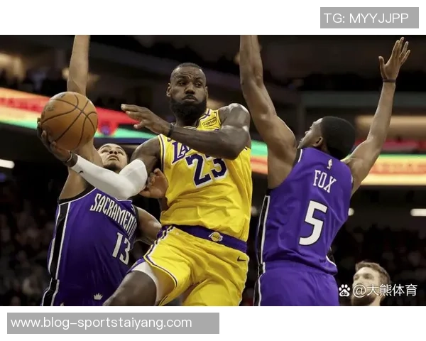 近30年NBA新秀仅有五人实现30分三双成就库里格里芬东契奇里夫斯奎因 近30年NBA新秀仅有五人实现30分三双成就库里格里芬东契奇里夫斯奎因