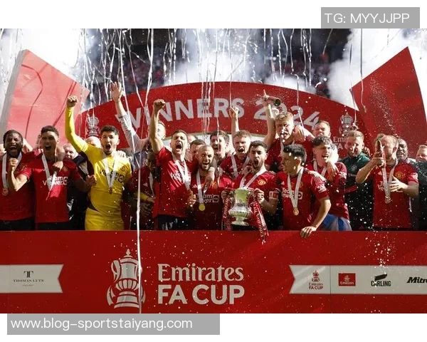 今日趣图：曼联先斩英超前2后斩足总杯冠军月最佳魔咒不存在！